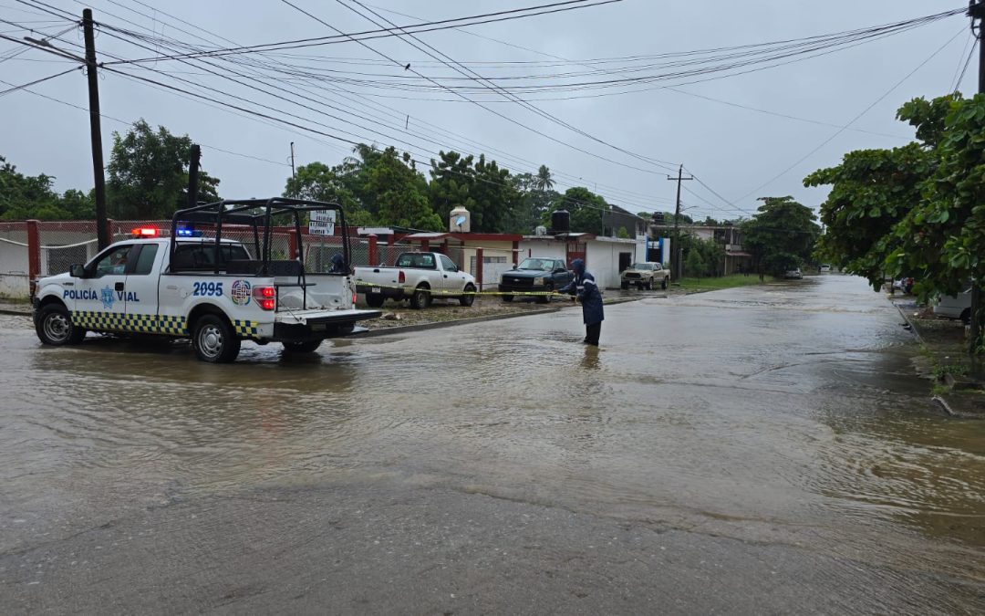 En atención constante recorre Gobierno del Estado municipios de Oaxaca ante las recientes lluvias