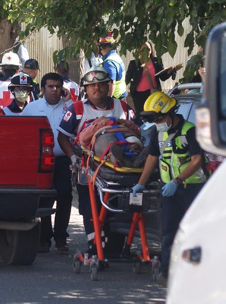 EN INTENTO DE ASALTO LKESIONAN A MUJER EN UNA PIERNA AL PO9NER ...