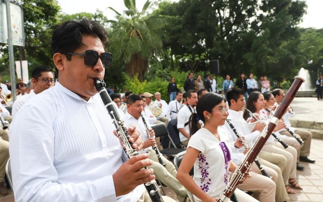 Reconocen aportación de la Banda de Música del Estado de Oaxaca