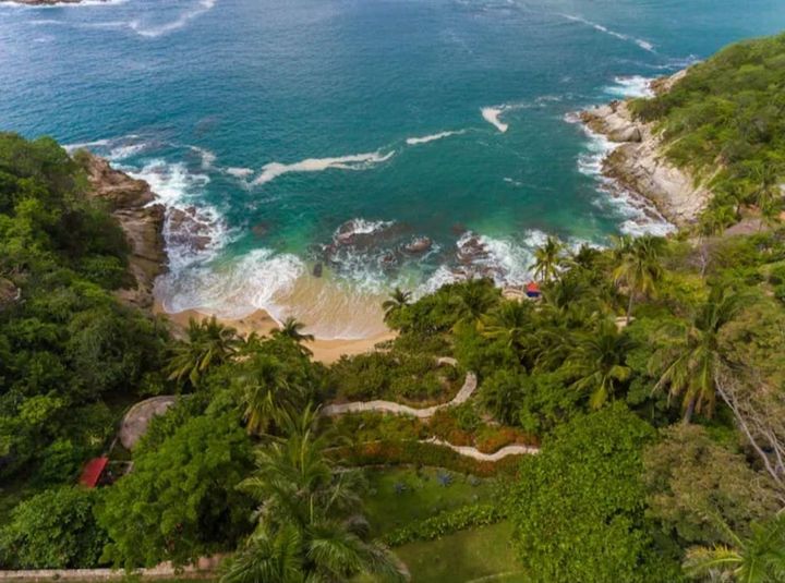 *Muere turista en playa de #Huatulco.